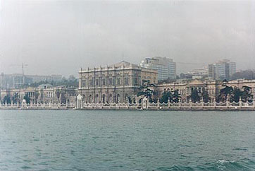 Dolmabah�e Palace